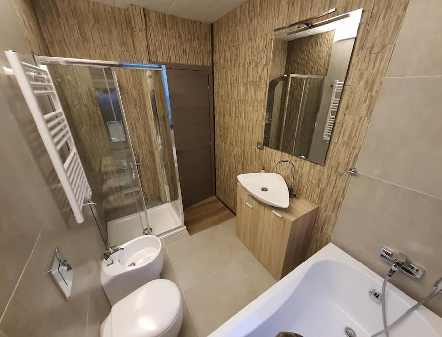 Villa Cristallo Private Apartment Fontanelice Εξωτερικό φωτογραφία